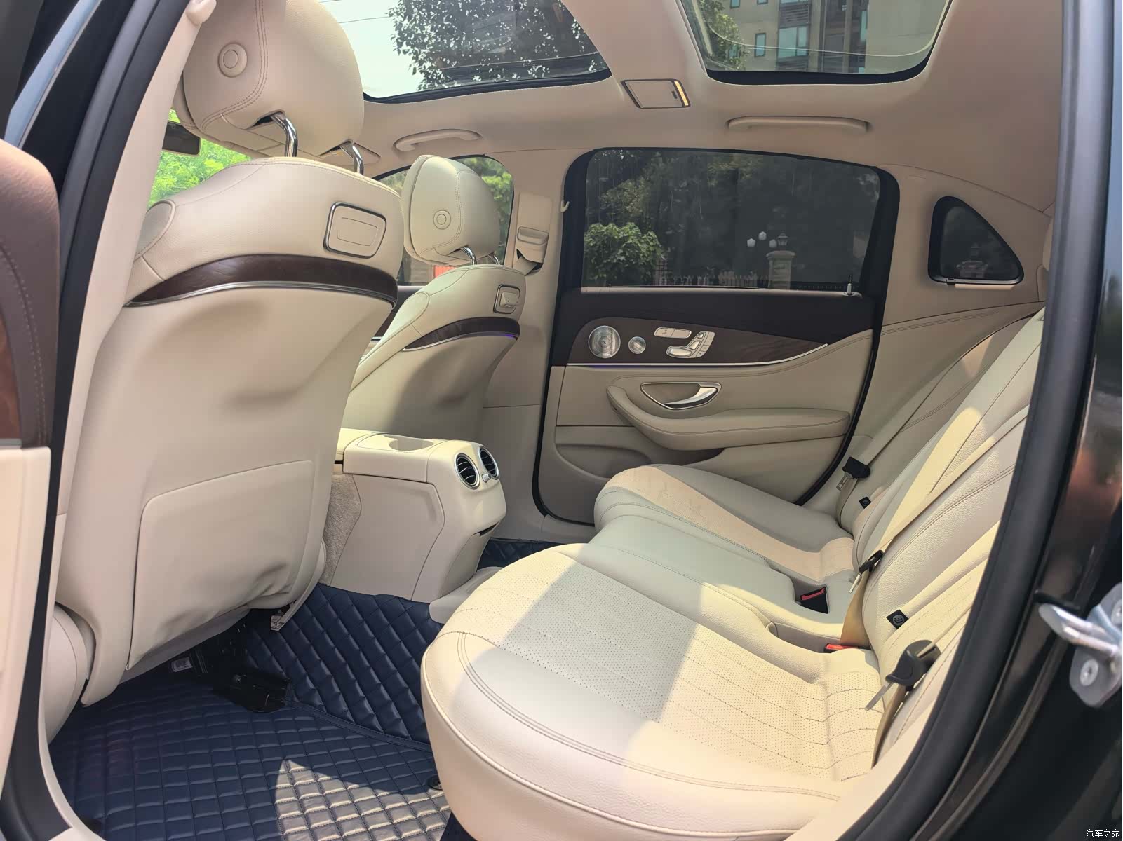 Mercedes-Benz E-Class, 2019 все фото