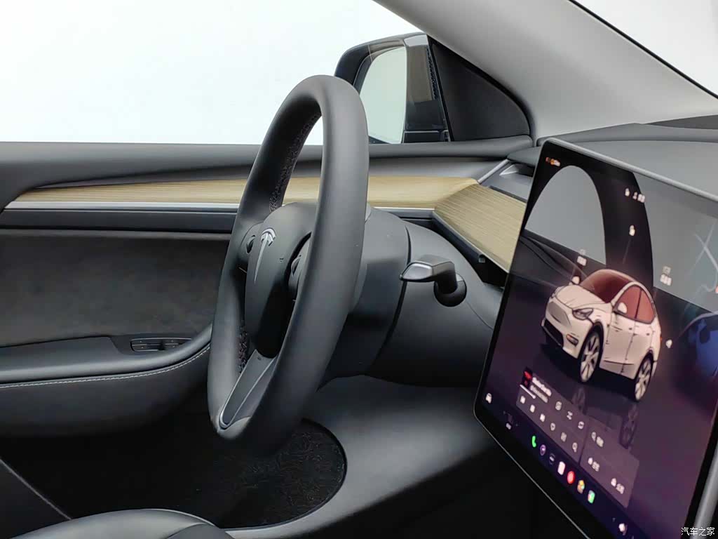 Tesla Model Y, 2022 22