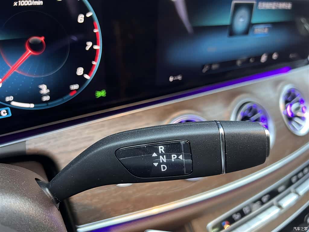 Mercedes-Benz E-Class, 2023 24
