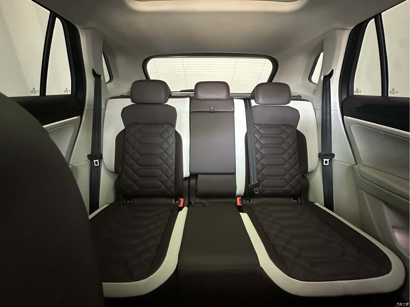 Volkswagen Tayron, 2023 25
