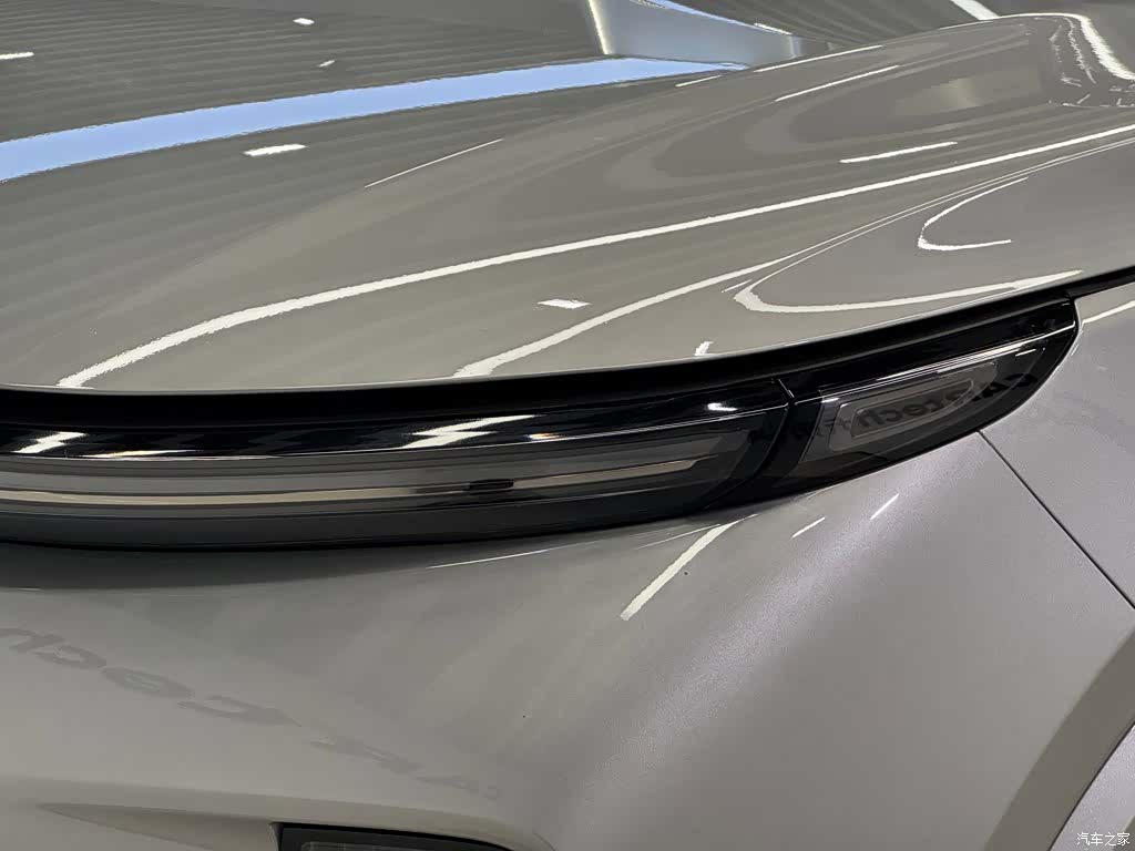 Li Auto L8, 2024 8