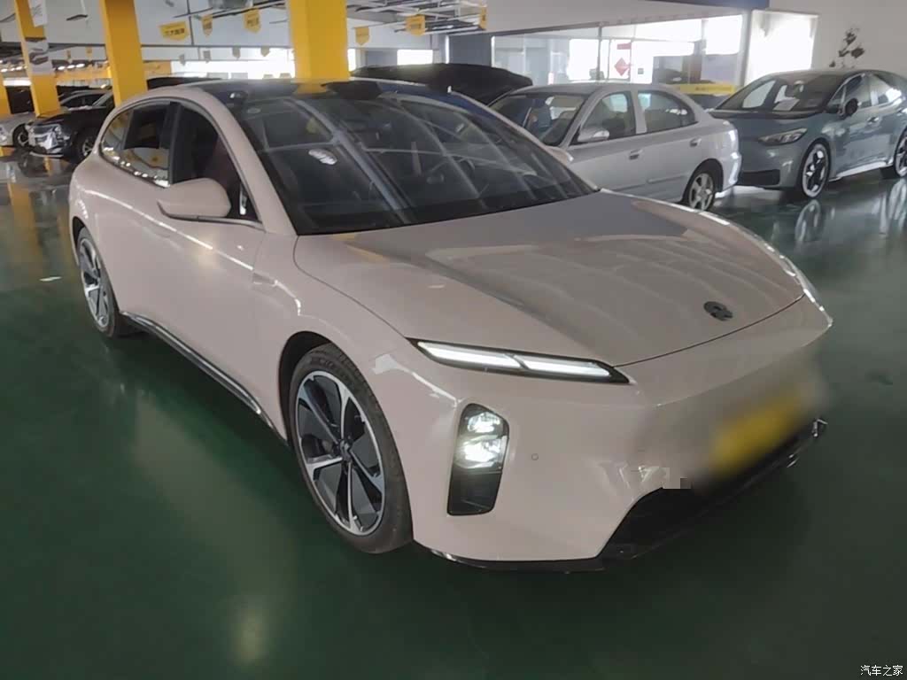NIO ET5, 2025 4