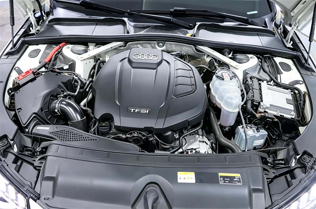 Audi A4L, 2022 12