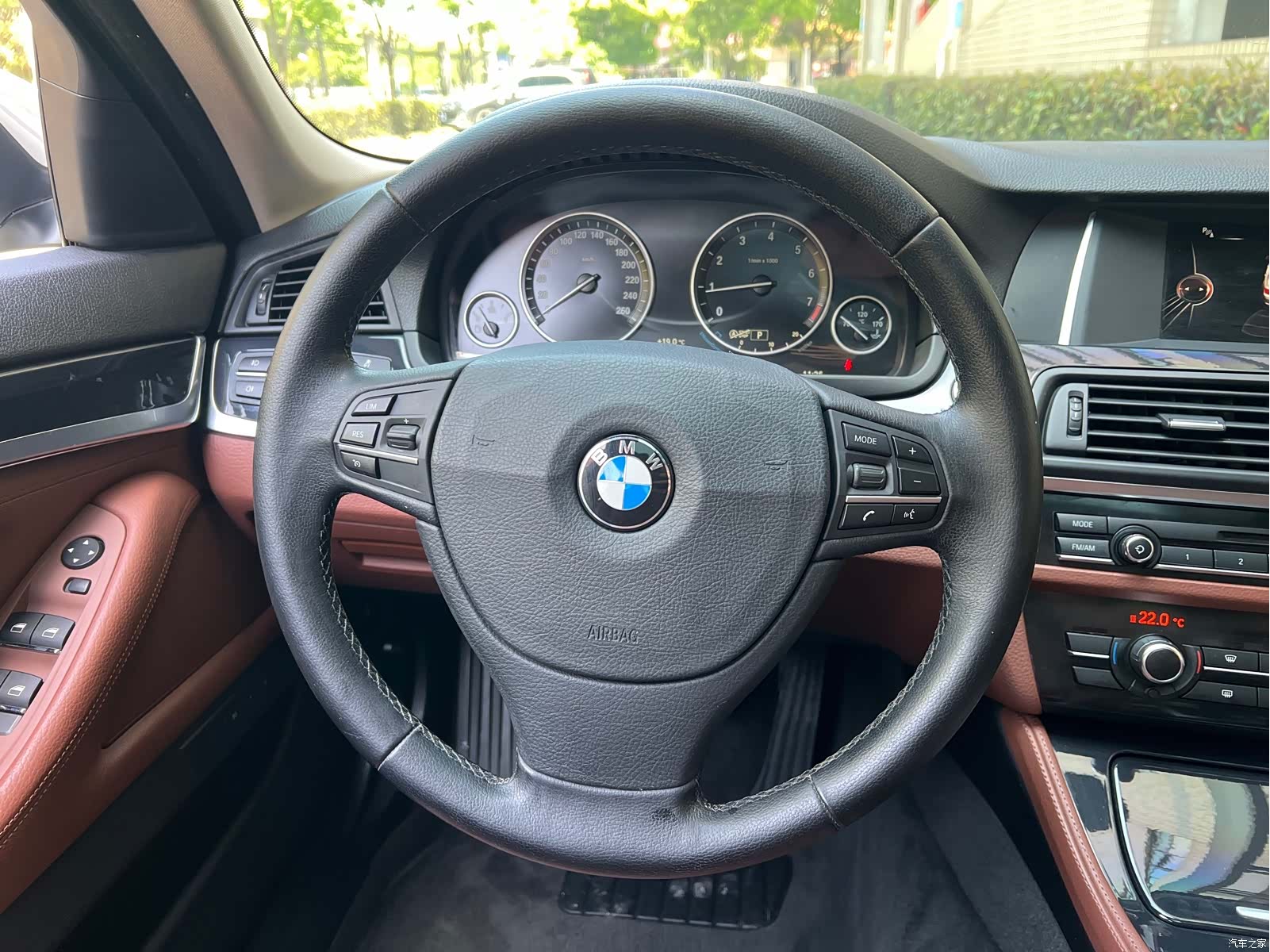 BMW 5 Series, 2016 все фото