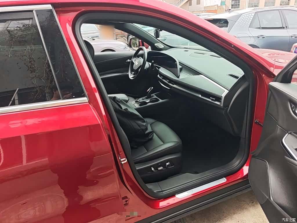 Cadillac XT4, 2024 11