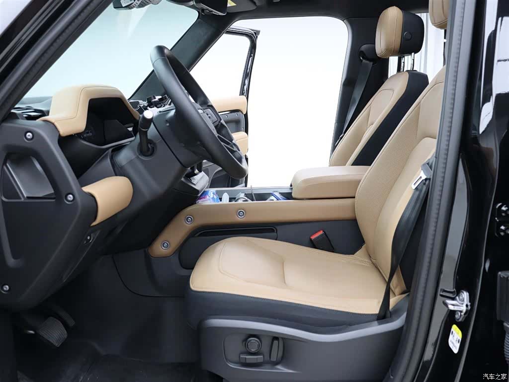 Land Rover Defender, 2024 2