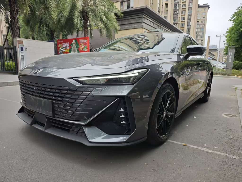 Changan UNI-V