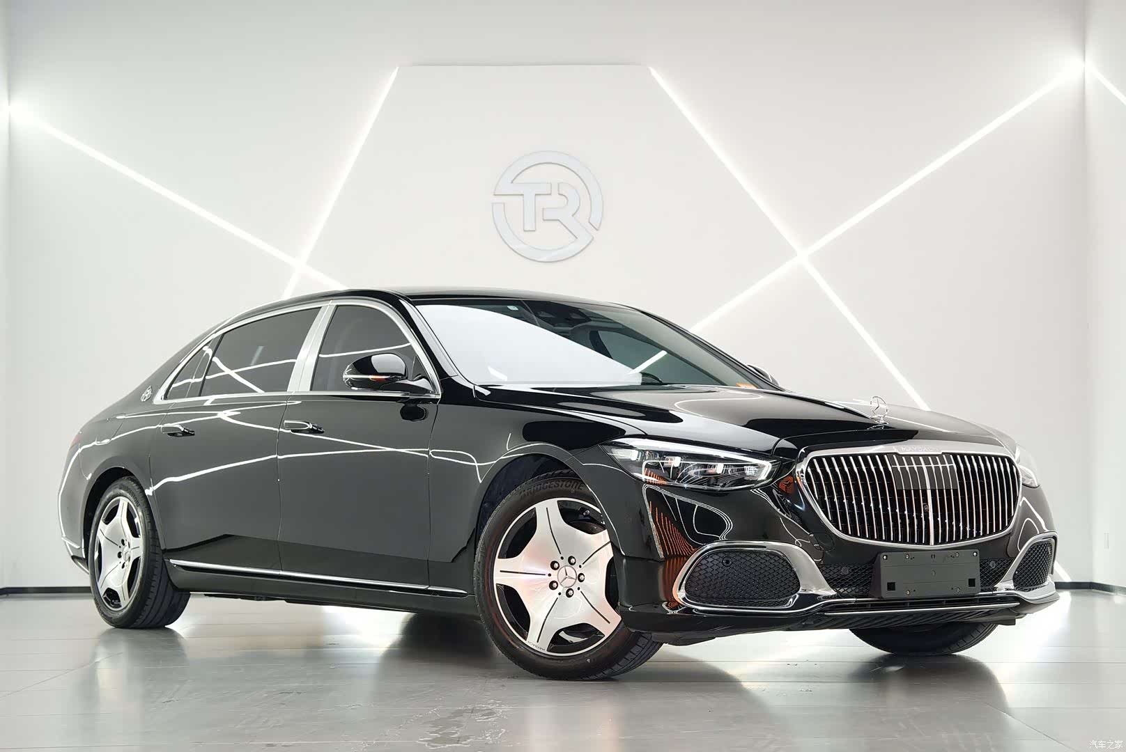 Maybach S-Class, 2024 3