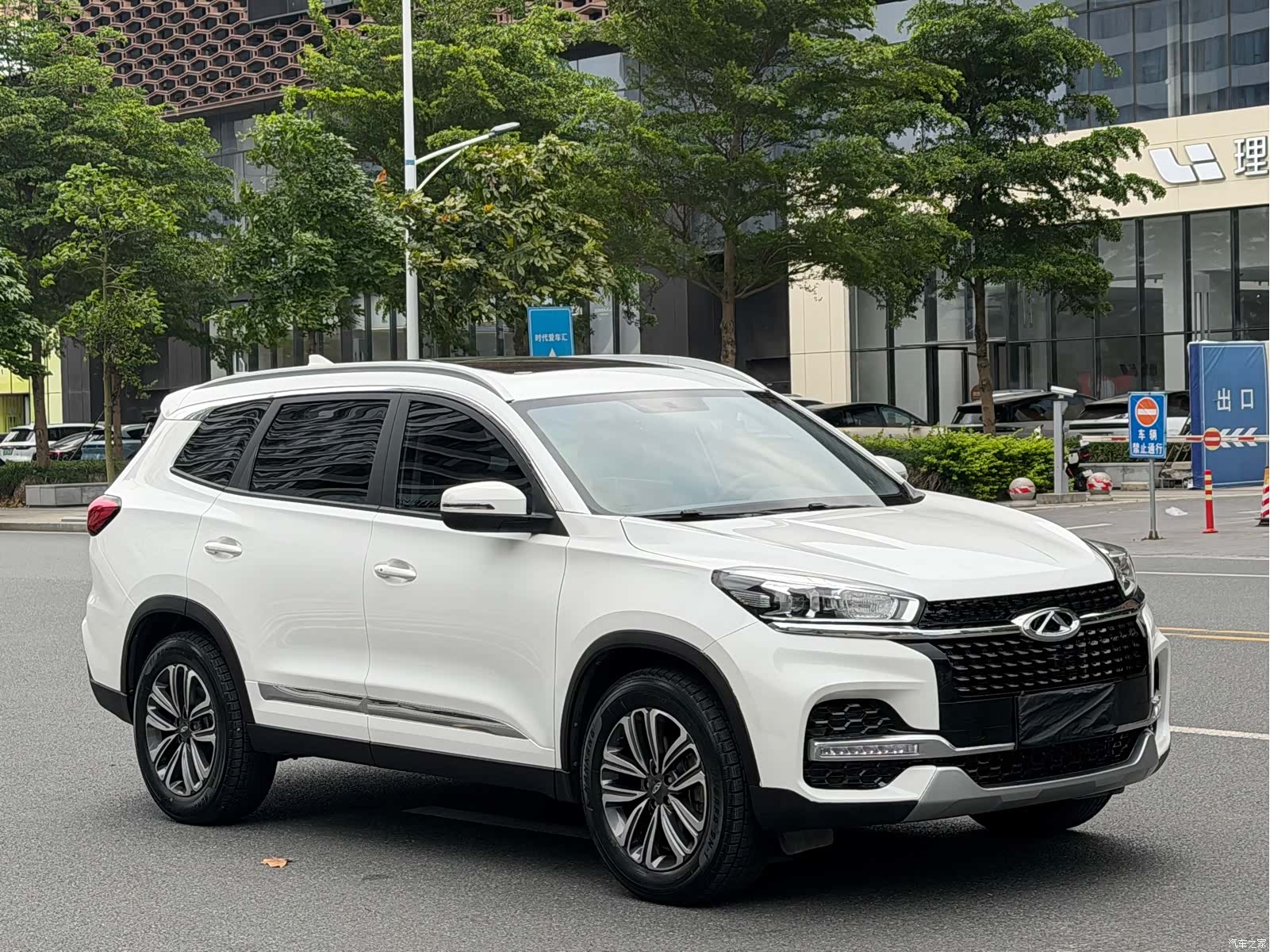 Chery Tiggo 8, 2018 3