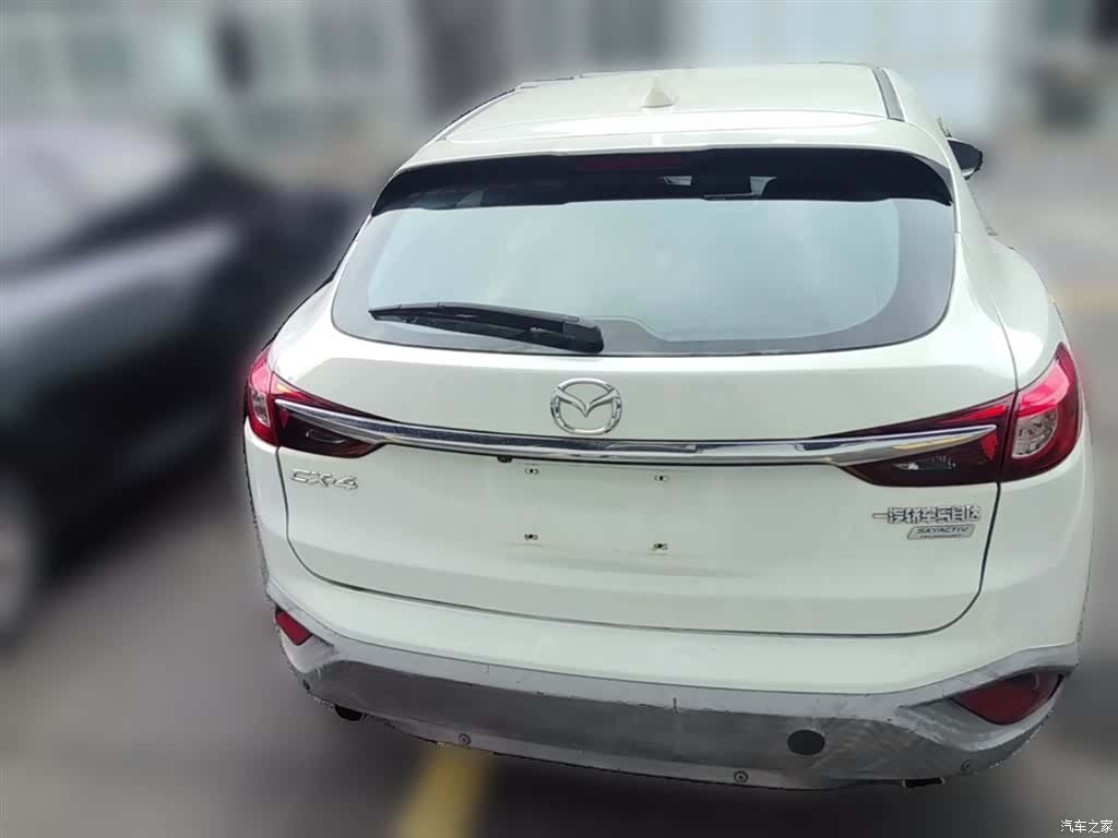 Mazda CX-4, 2019 10