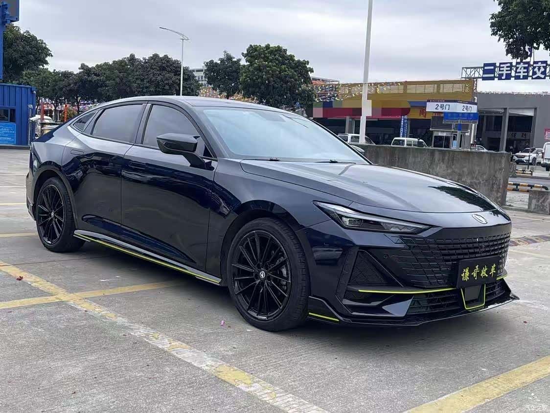Changan UNI-V, 2022 3
