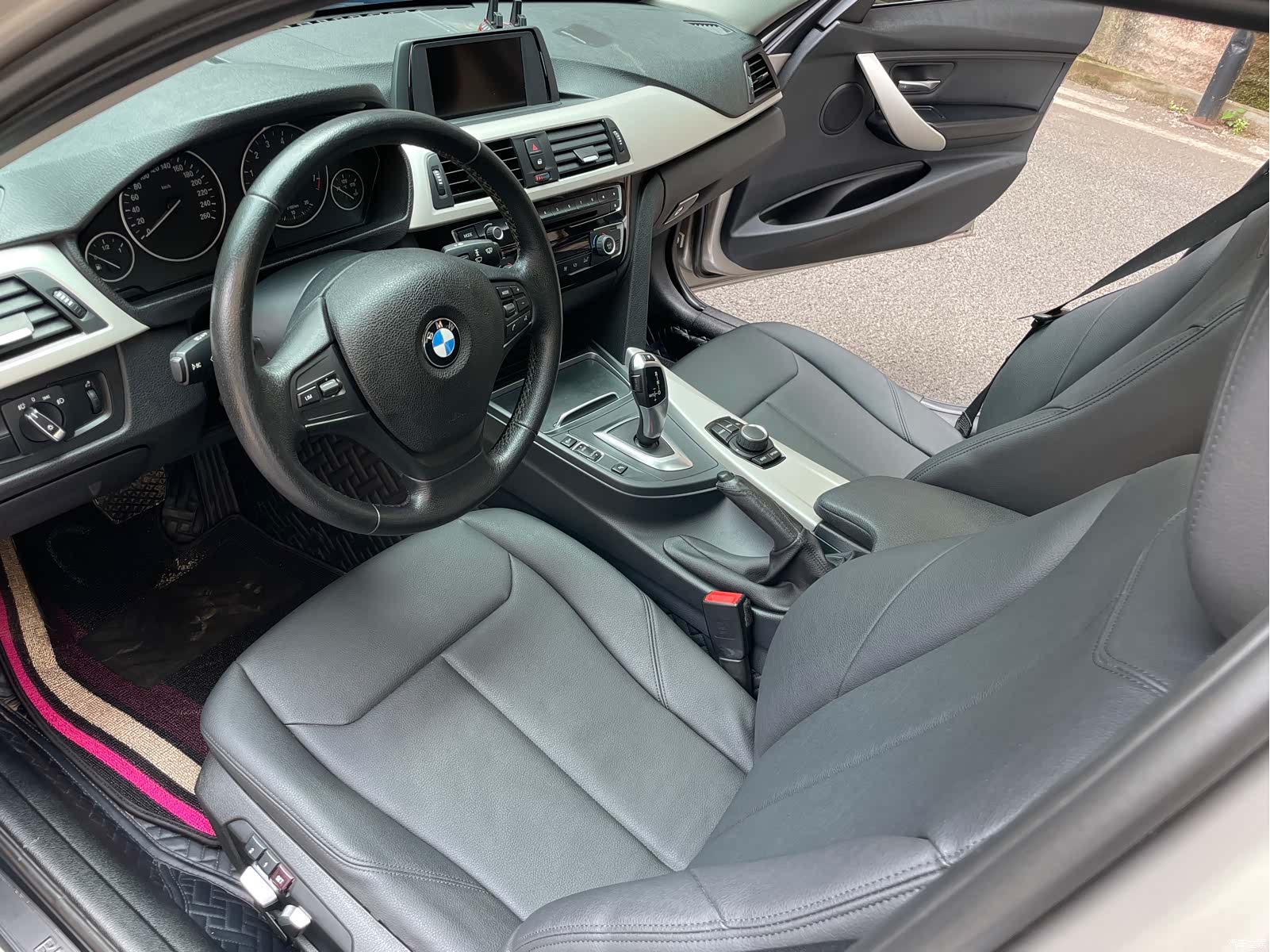BMW 3 Series, 2016 11