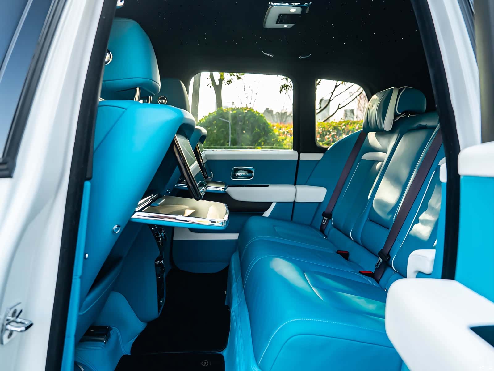 Rolls-Royce Cullinan, 2021 14