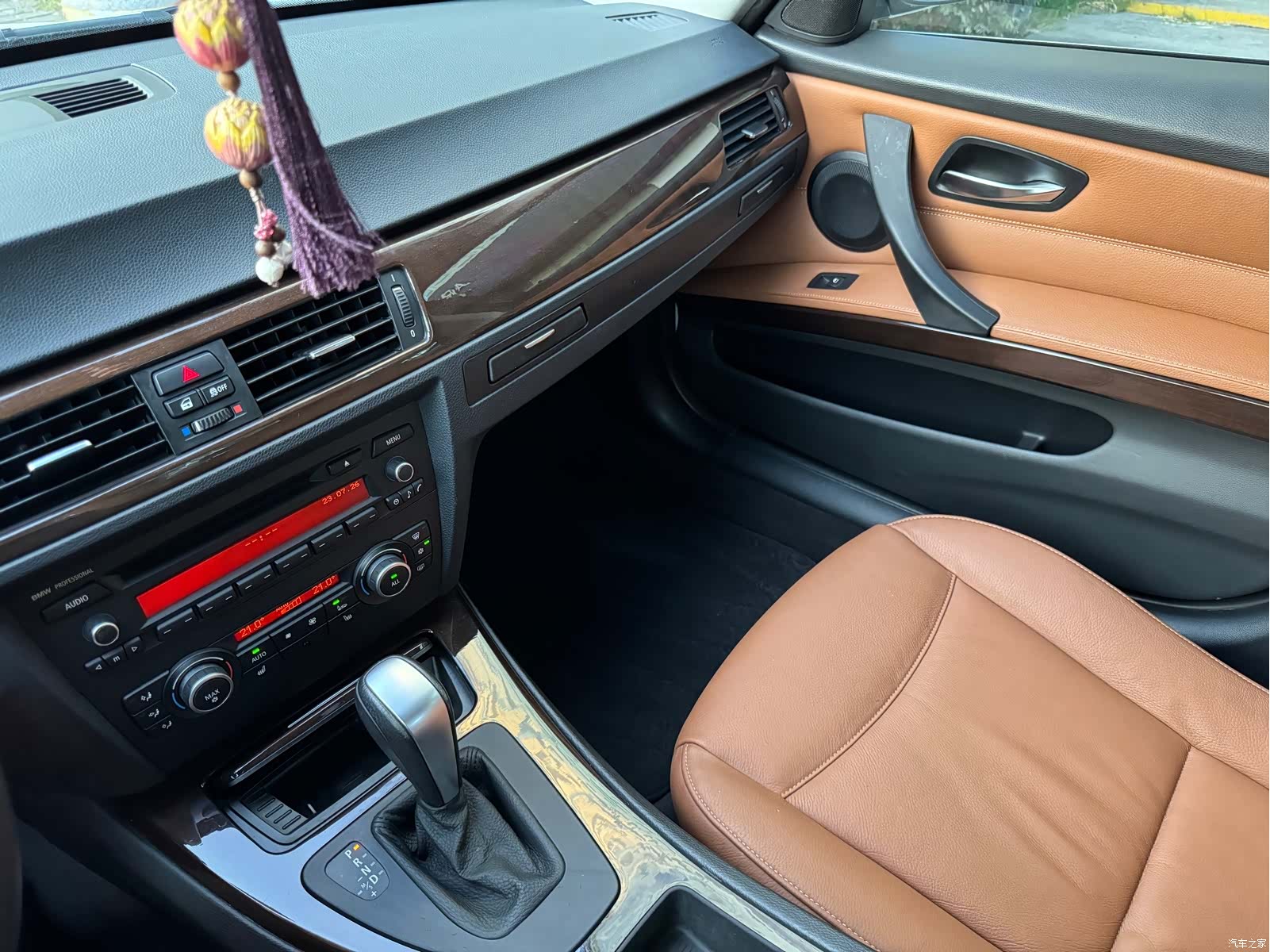 BMW 3 Series, 2011 12