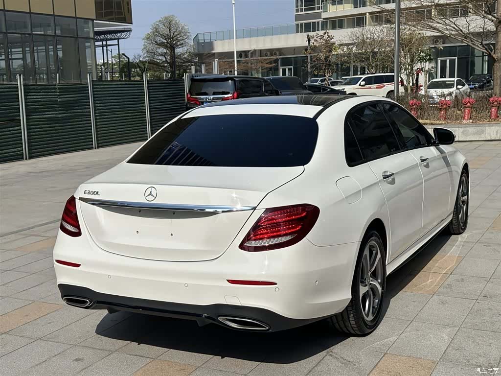 Mercedes-Benz E-Class, 2020 7