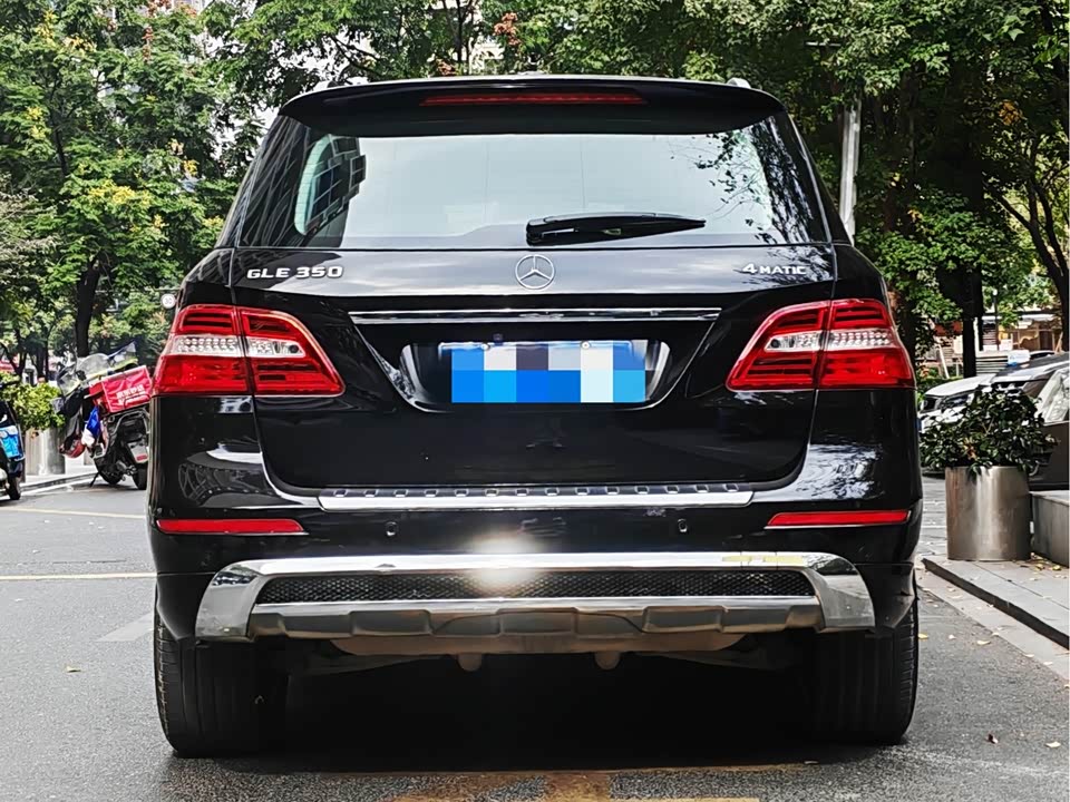 Mercedes-Benz M class