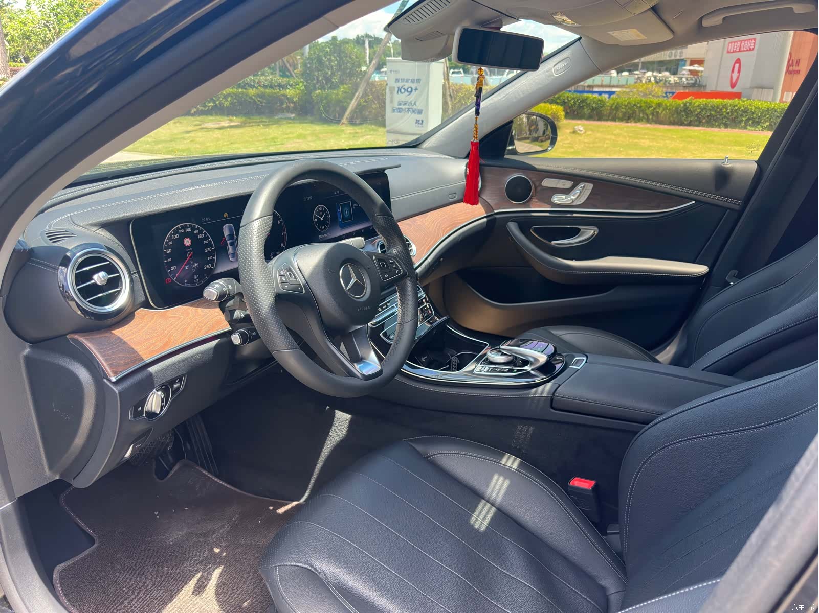 Mercedes-Benz E-Class, 2017 6