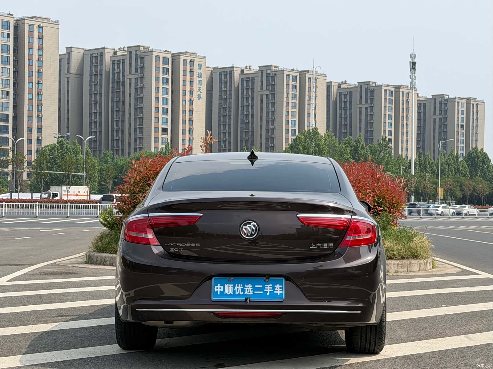 Buick LaCrosse, 2017 18