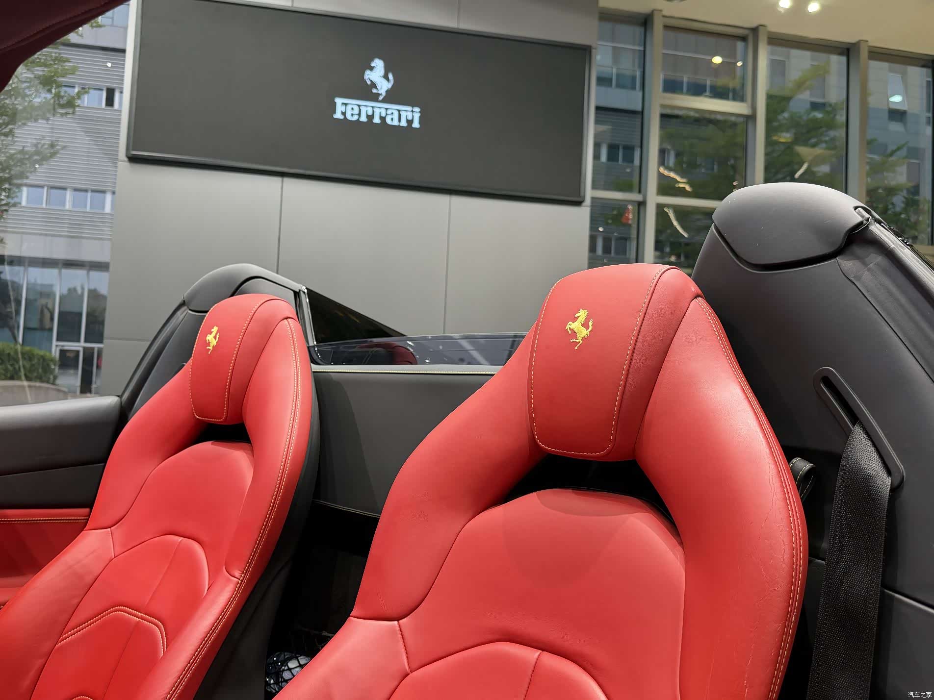 Ferrari 488, 2020 6