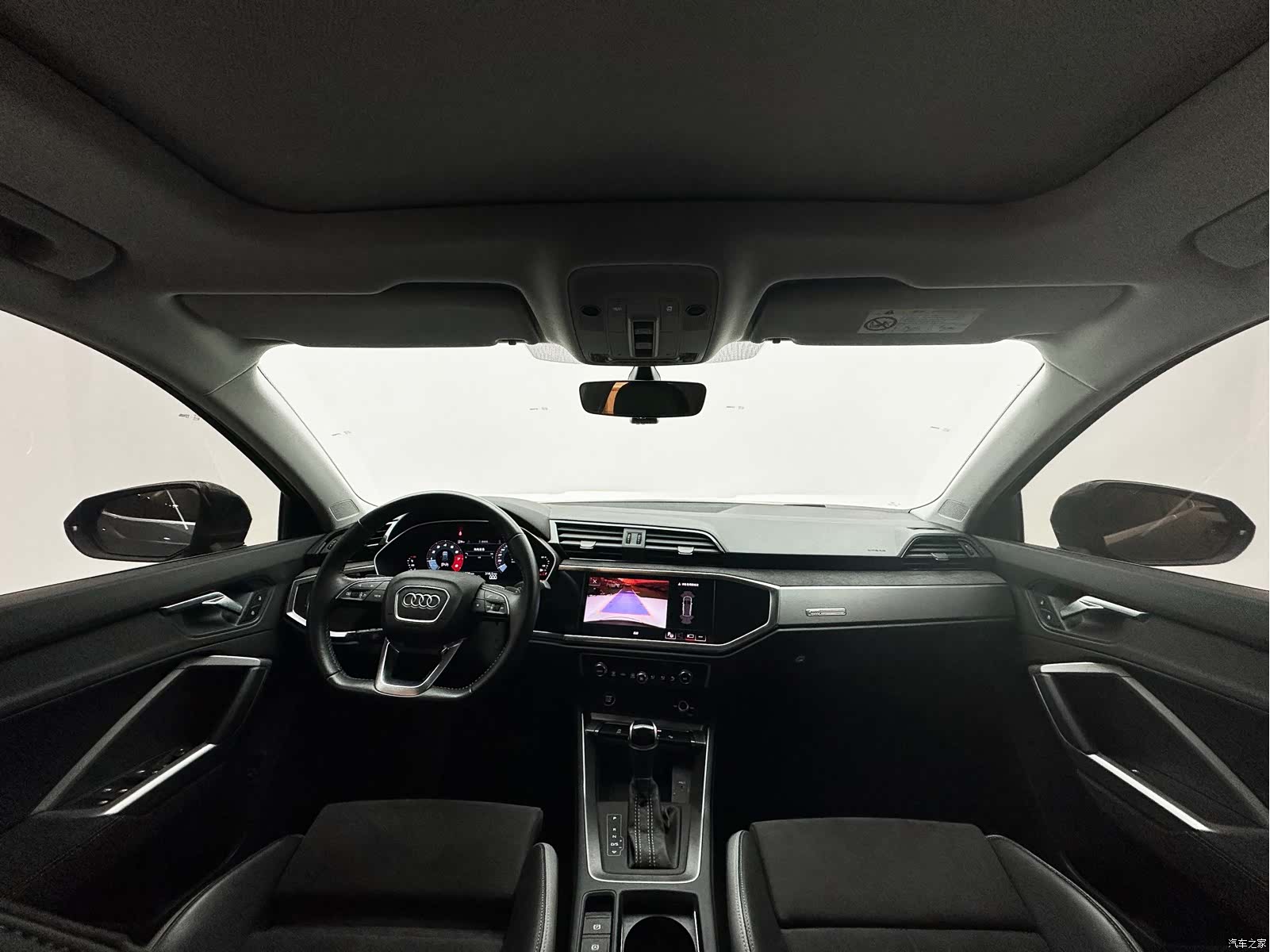 Audi Q3, 2022 18