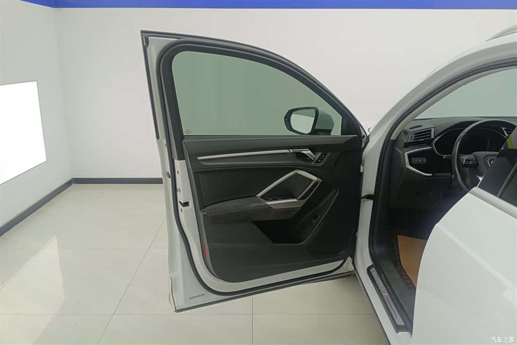 Audi Q3, 2021 7