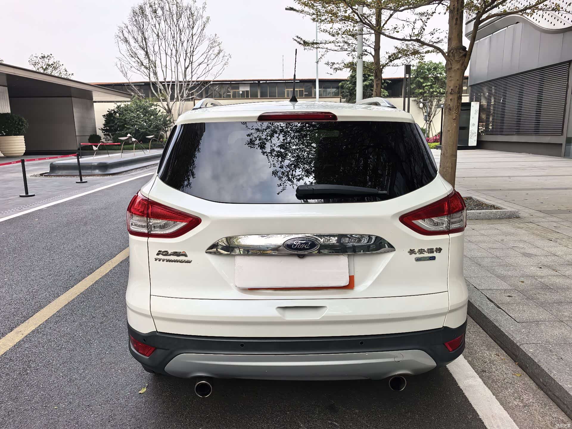 Ford Kuga, 2016 3