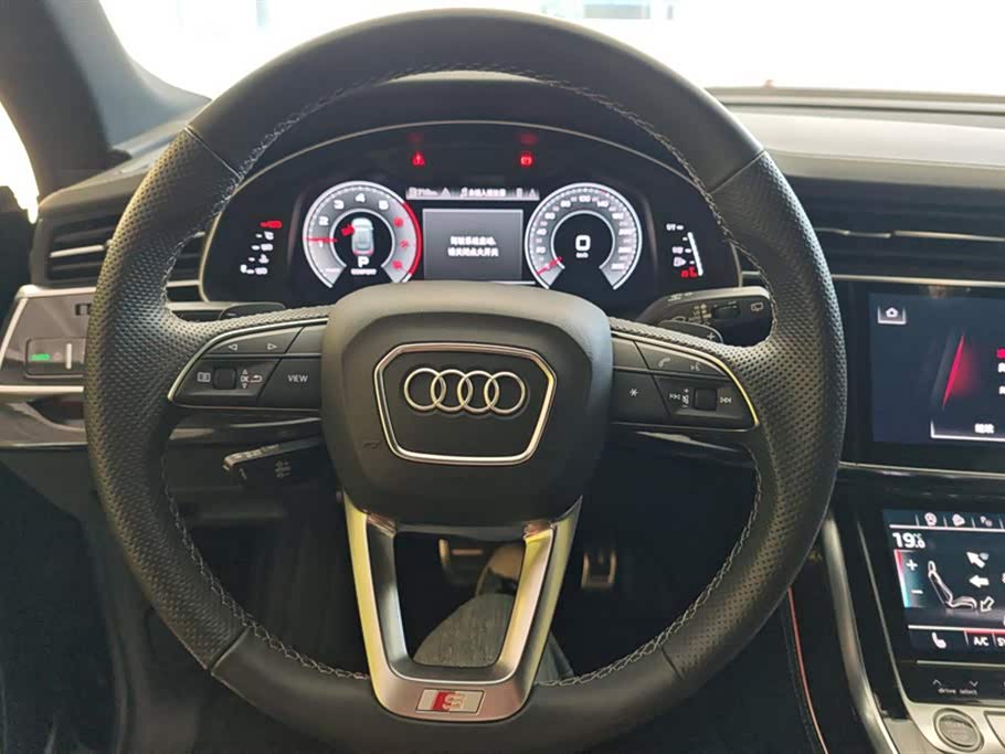 Audi Q8 Audi Q8