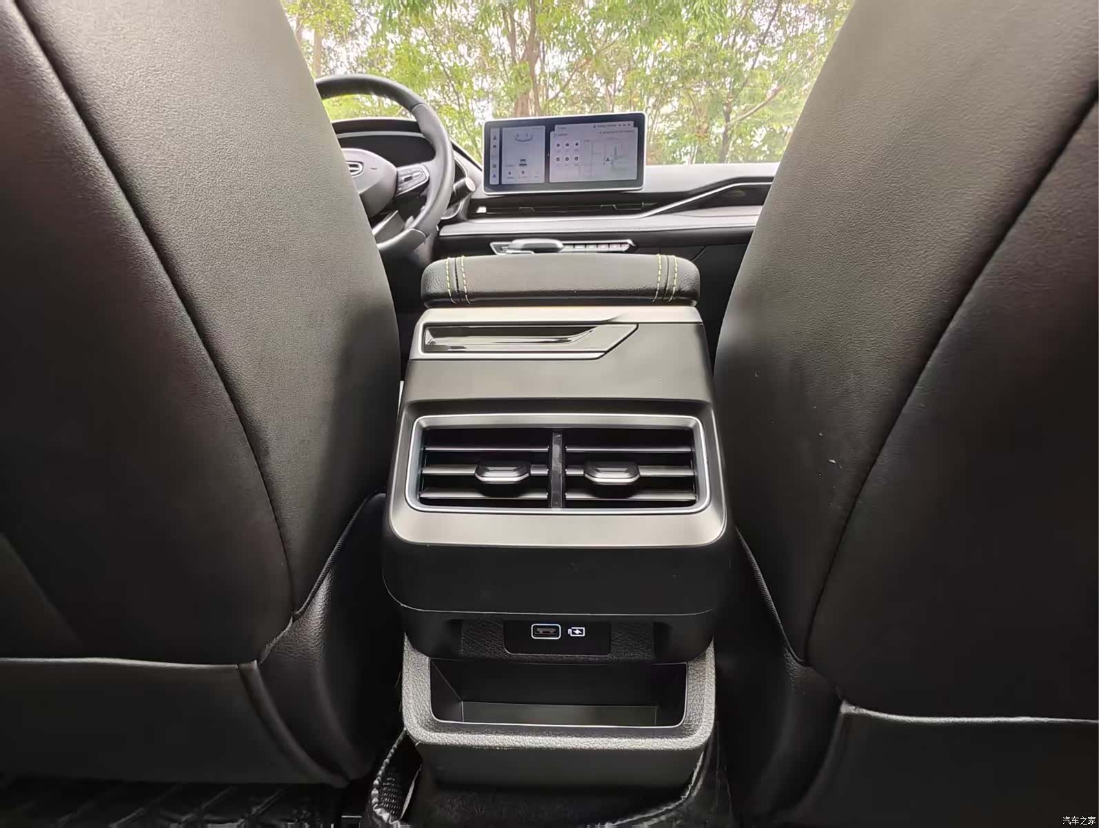 Geely Preface, 2024 15