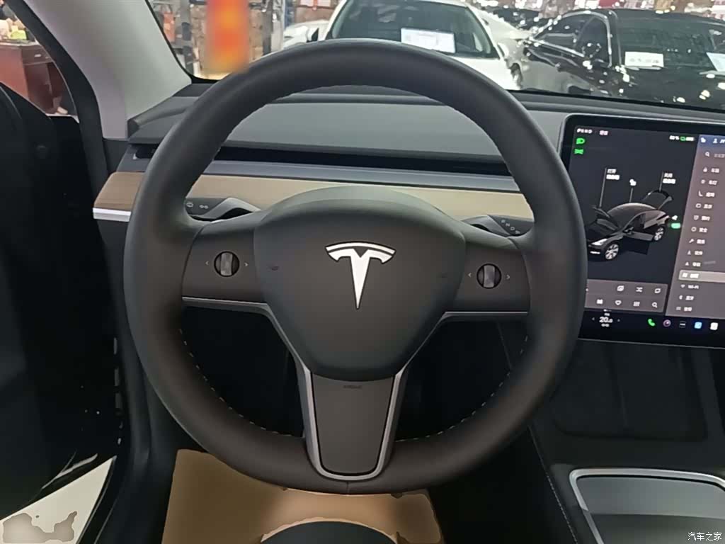 Tesla Model Y, 2021 11