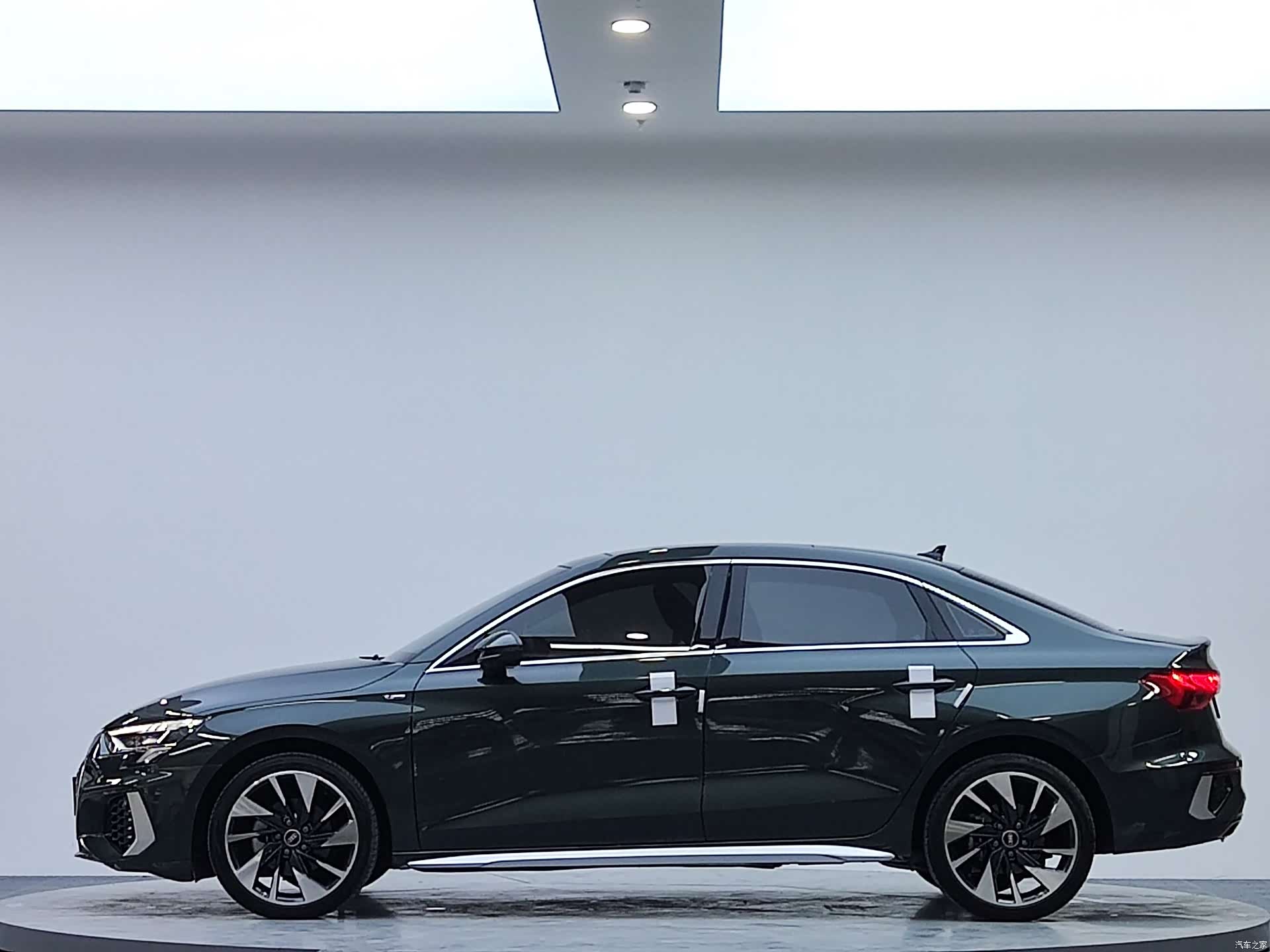 Audi A3, 2022 все фото