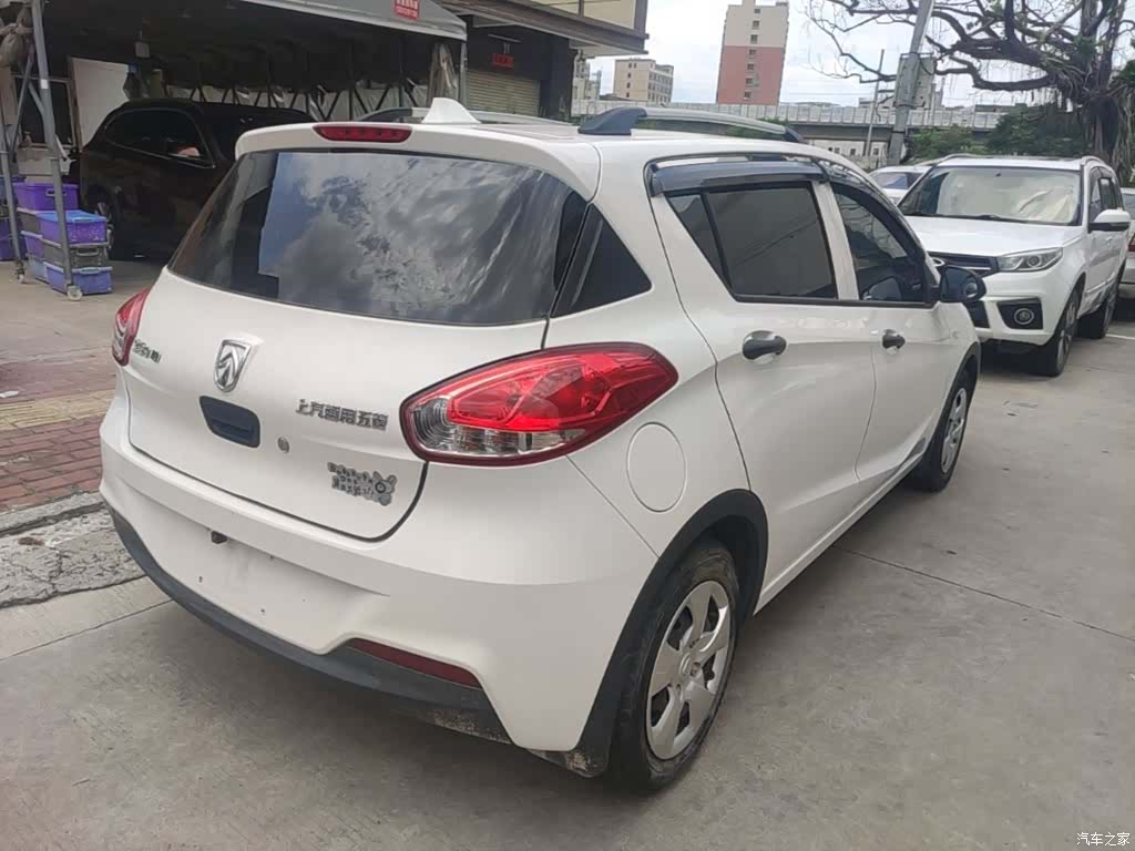 Wuling 310, 2017 7