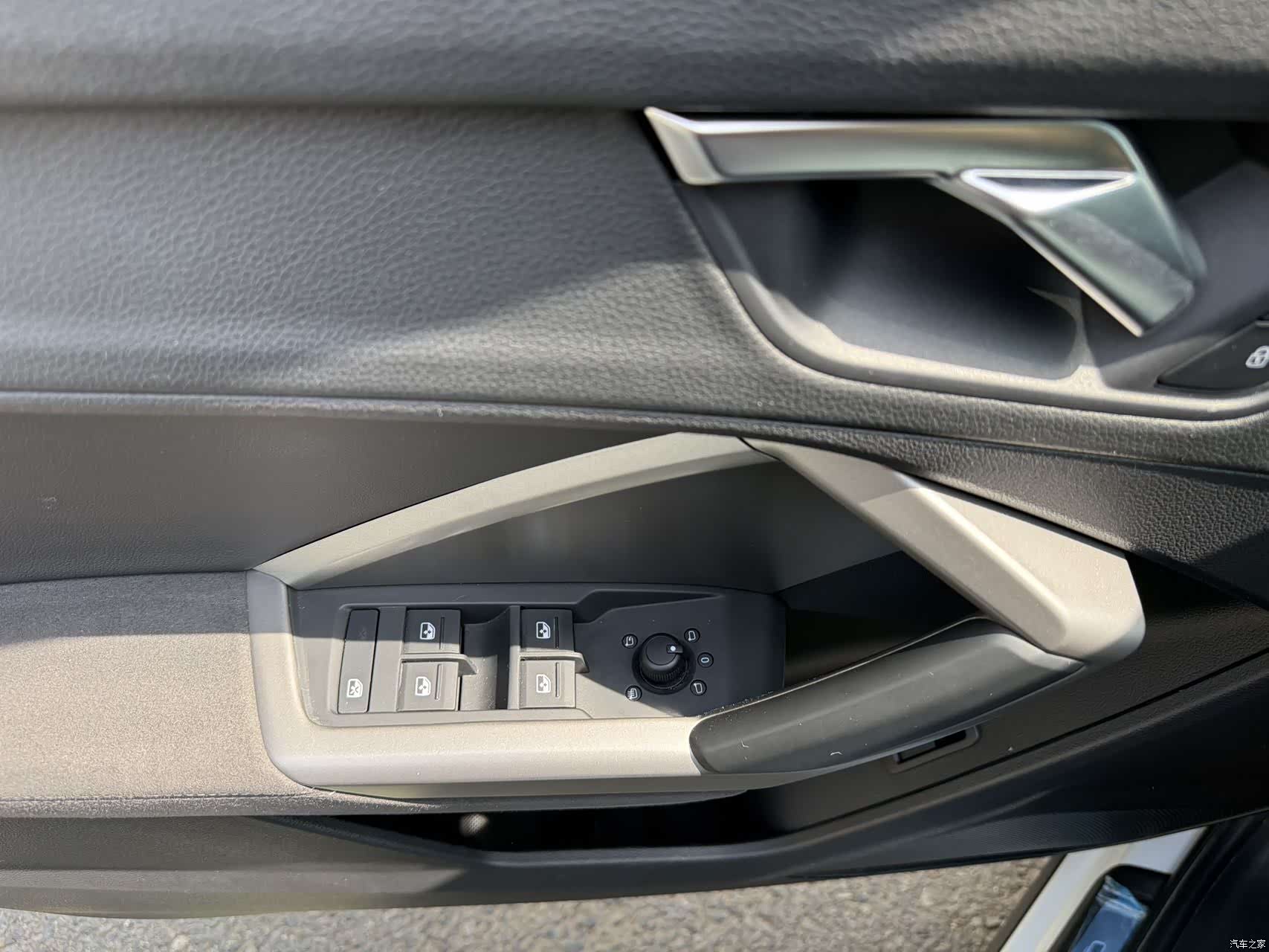 Audi Q3, 2022 все фото