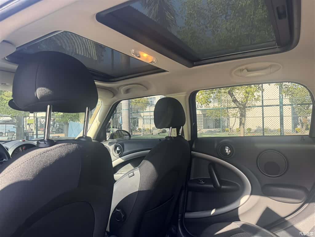 Mini Countryman, 2015 18