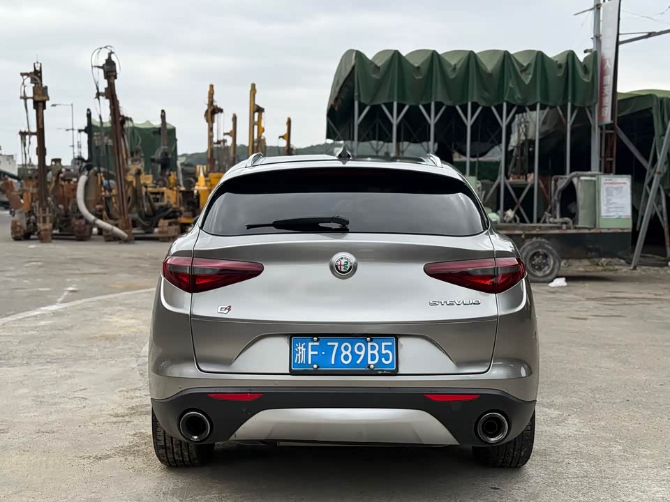 Alfa Romeo Stelvio