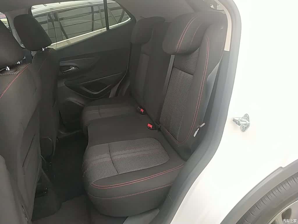 Buick Encore, 2019 17