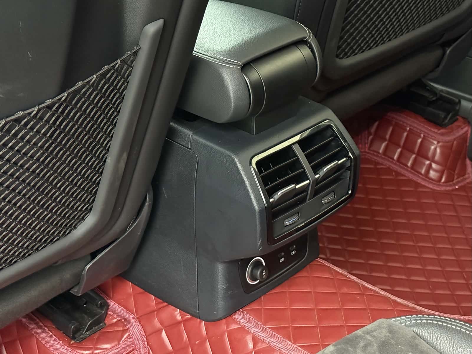 Audi Q3, 2021 8