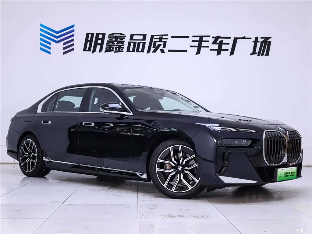 BMW i7, 2023 все фото
