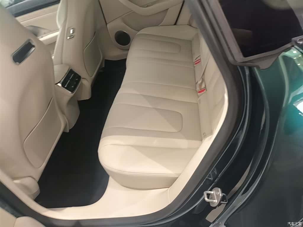 Luxeed S7, 2025 17