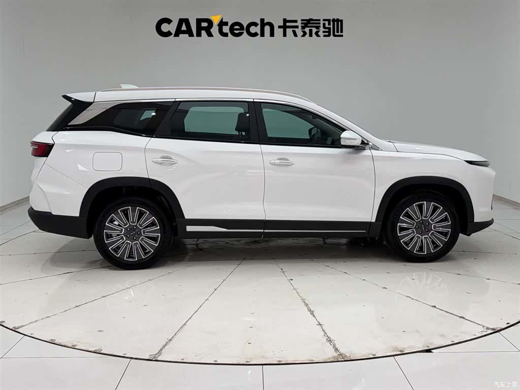 Jetour X90, 2025 12