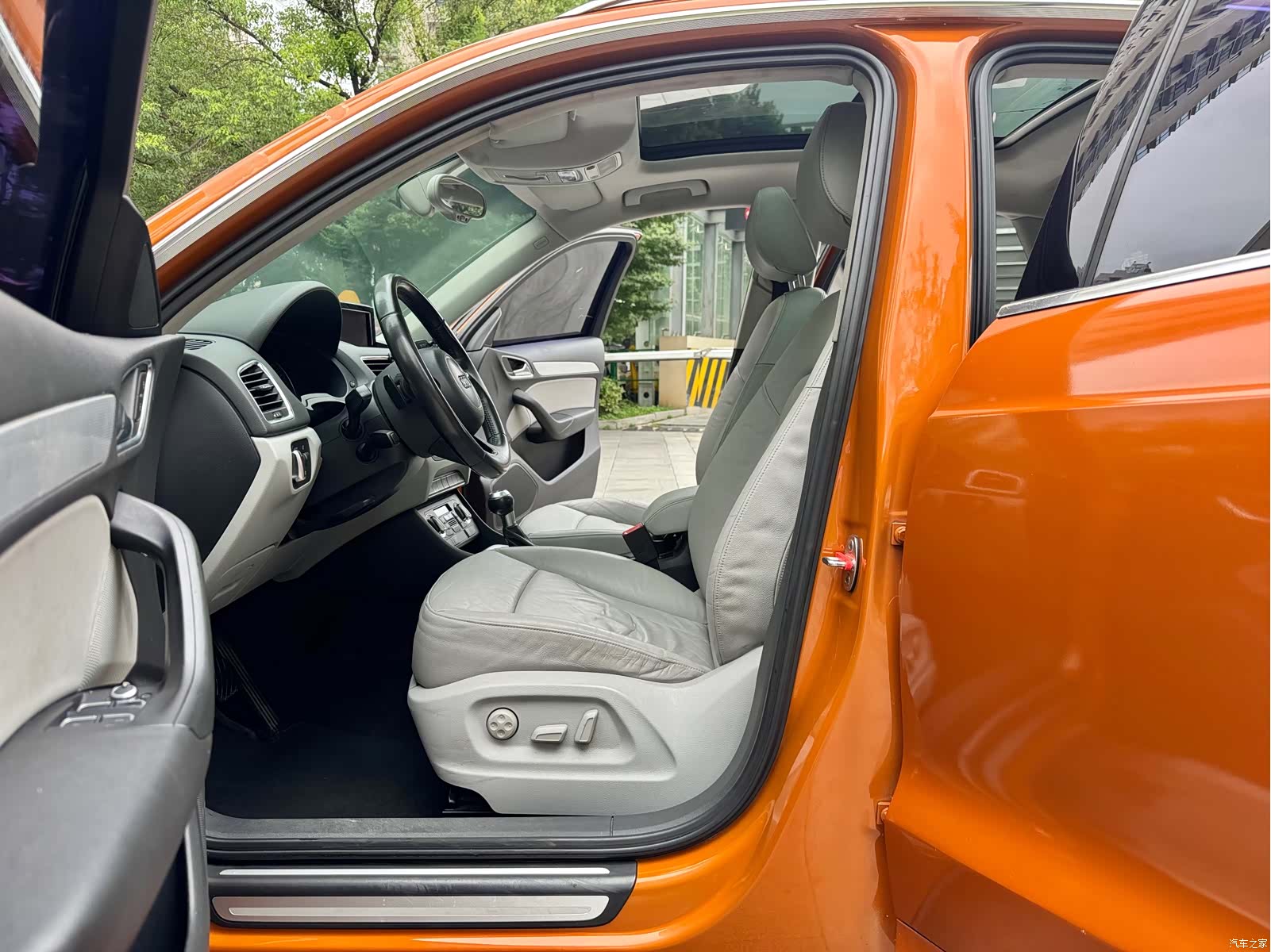 Audi Q3, 2013 9