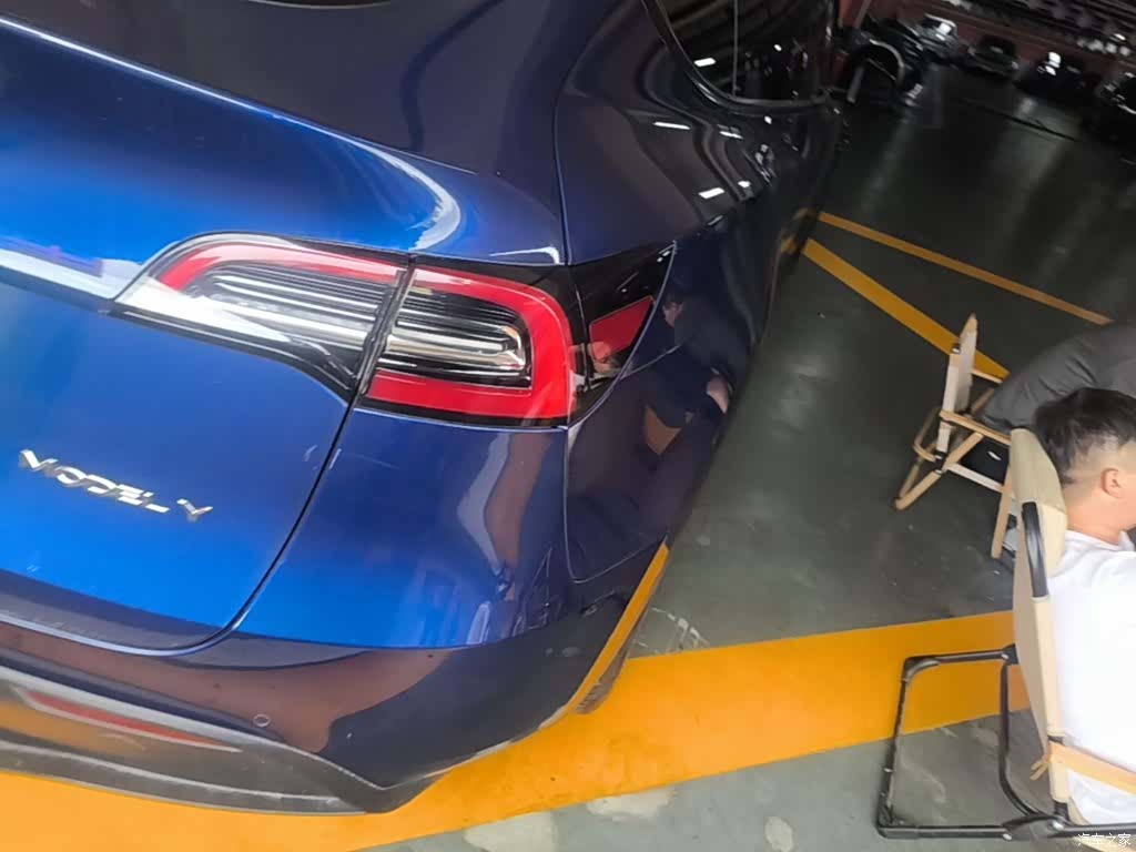 Tesla Model Y, 2021 8