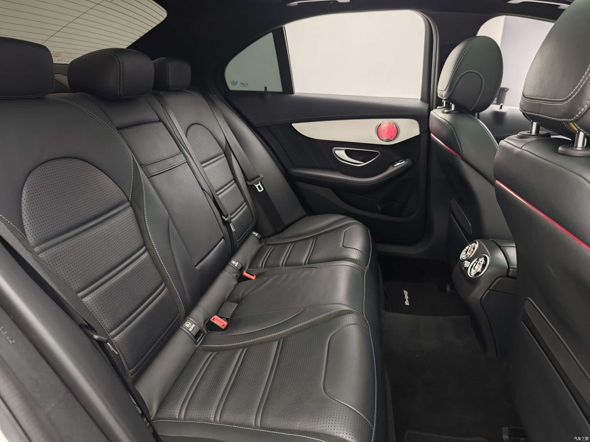 Mercedes-Benz C-Class, 2019 21