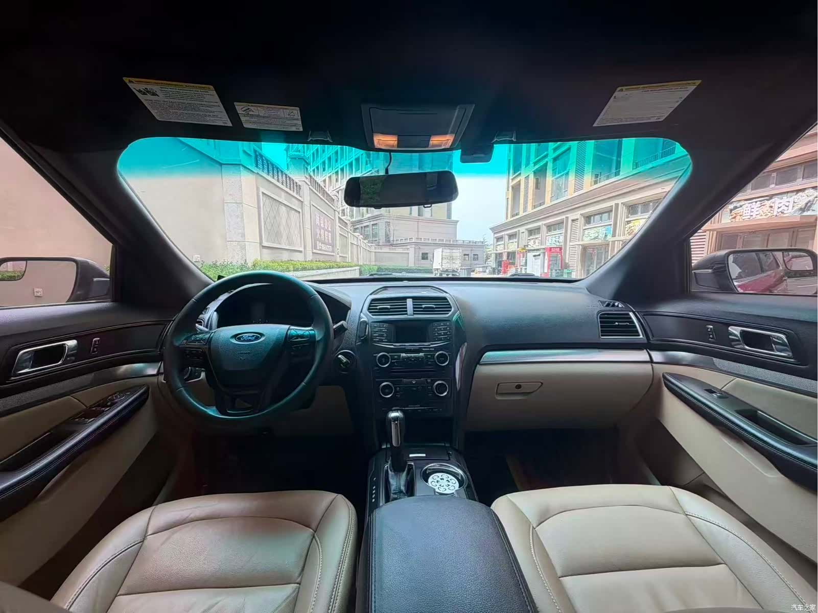 Ford Explorer, 2016 4