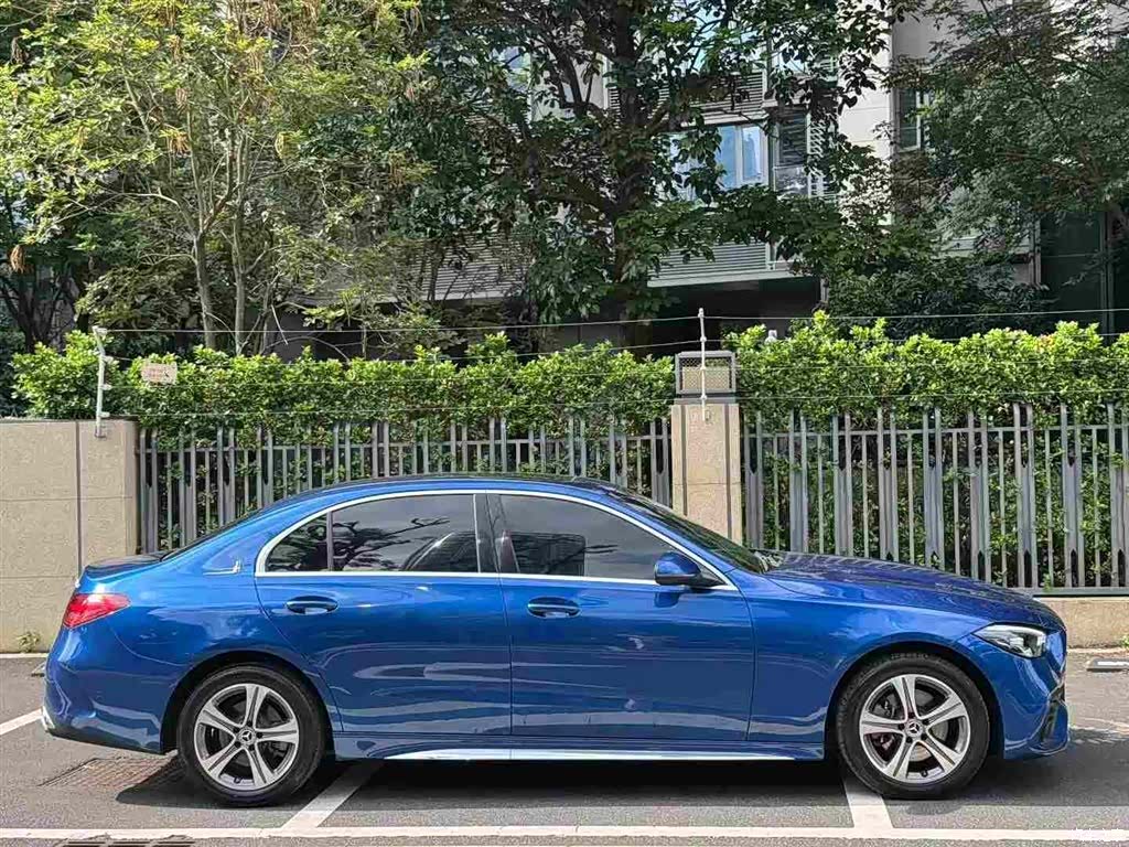 Mercedes-Benz C-Class, 2021 4