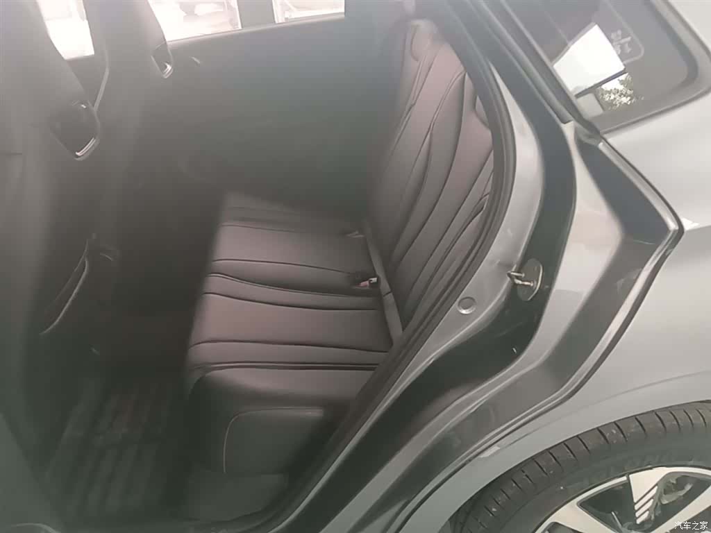 BYD E2, 2024 17