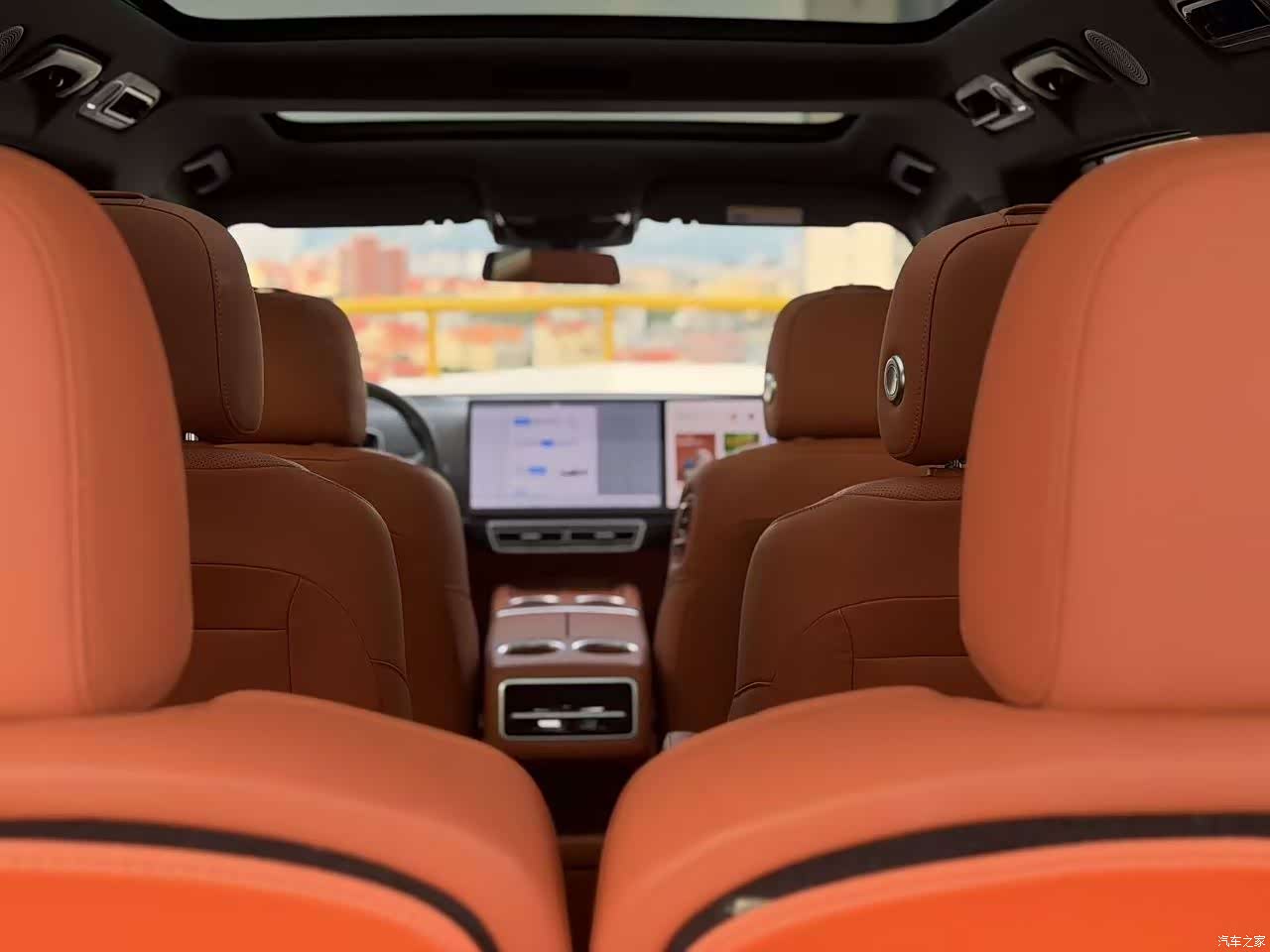Li Auto L8, 2023 все фото