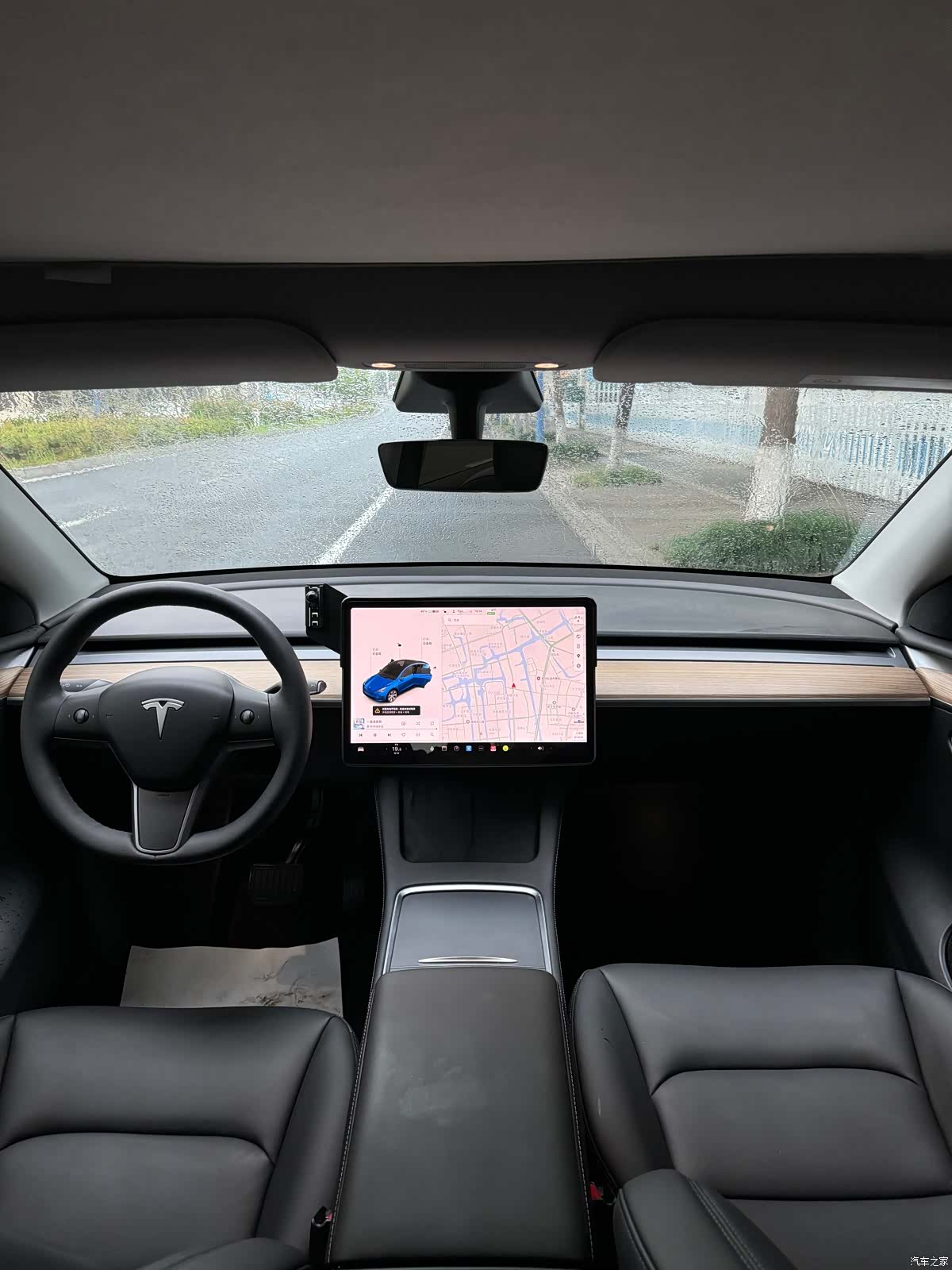 Tesla Model Y, 2021 4