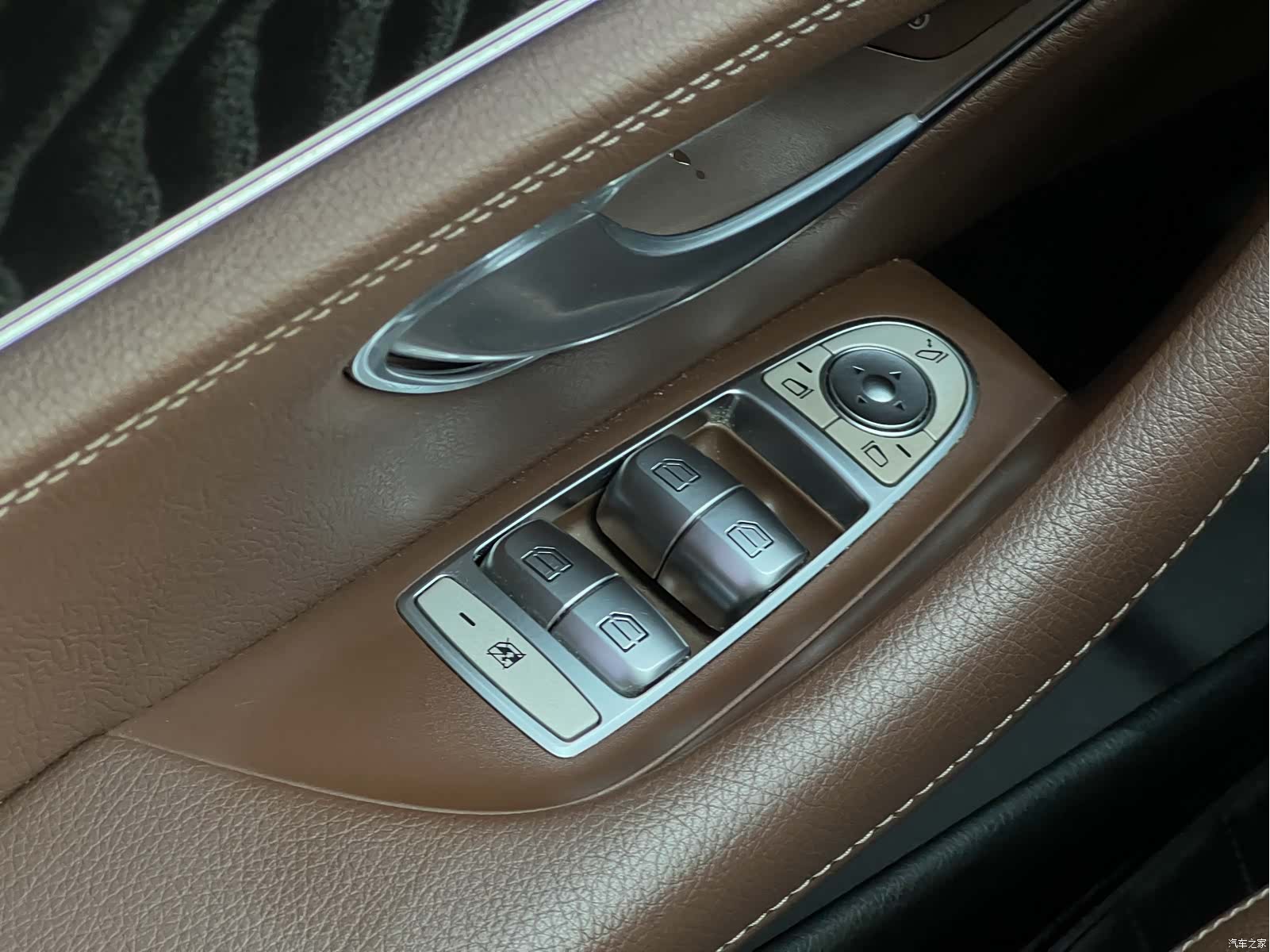 Mercedes-Benz E-Class, 2018 15