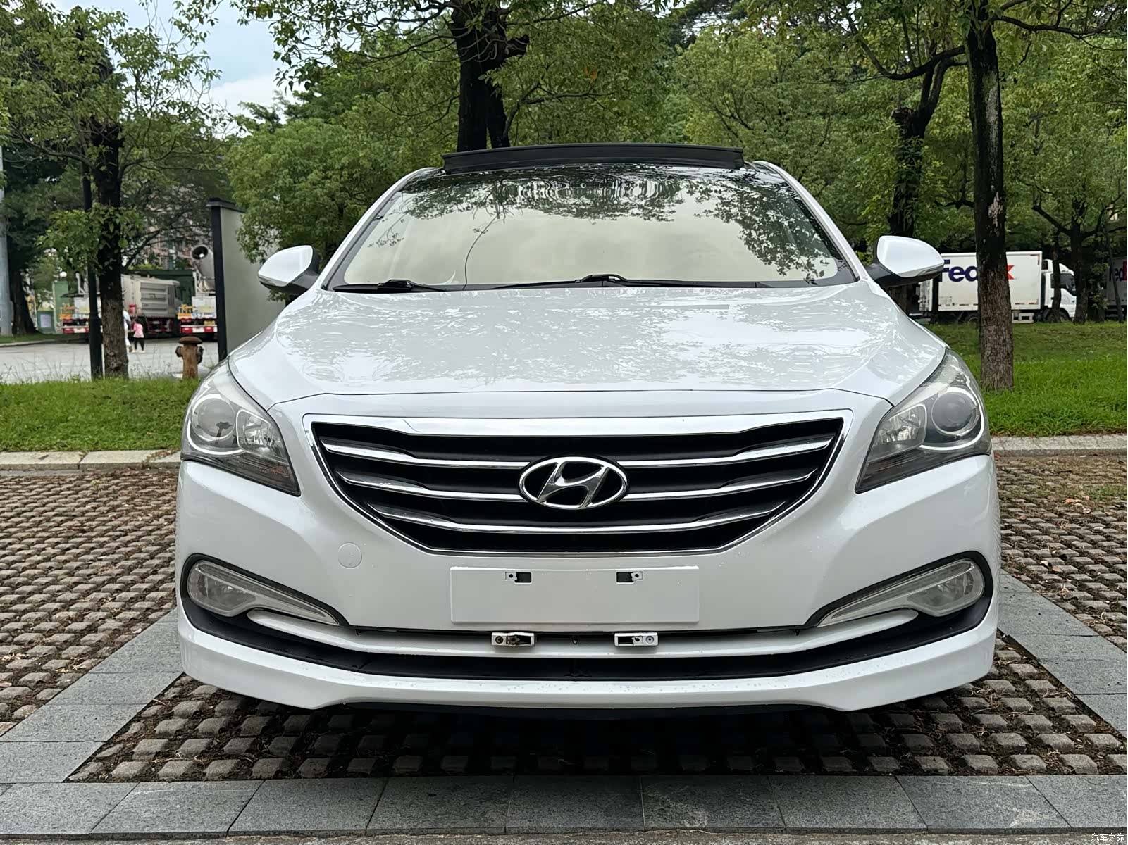 Hyundai GLS, 2016 2