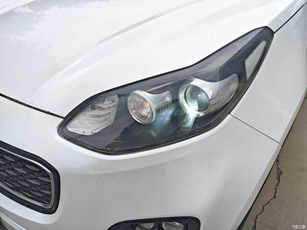 Kia KX5, 2016 24